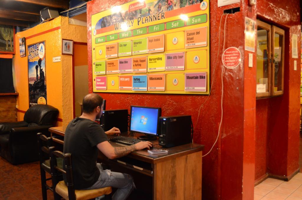 Hostel Internacional メンドーサ エクステリア 写真